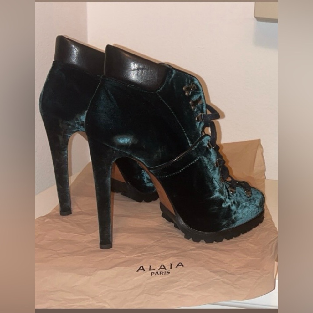 Alaia Velvet Stiletto Boots